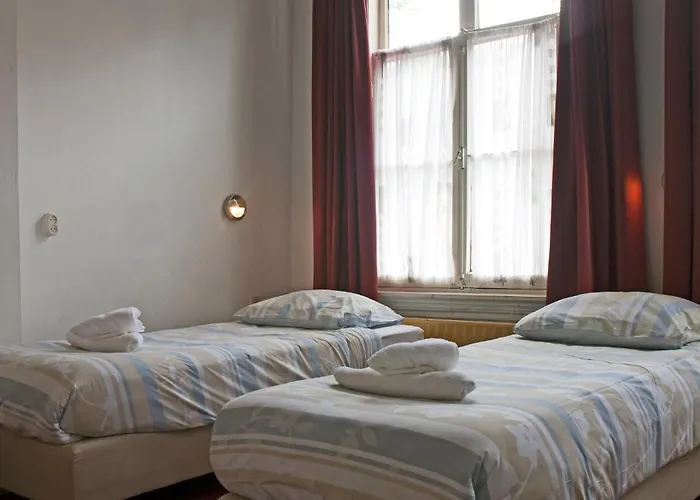 호텔 토렌지크트 *